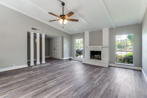 1804 Clear Creek Lane, Carrollton, TX 75007 — photo 2