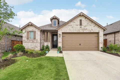 4718 Firewheel Court, Aubrey, TX 76227 — photo 2