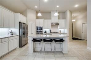 712 Wiltshire Boulevard, Lewisville, TX 75056 — photo 2