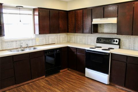 2207 Canterbury Court, Denton, TX 76205 — photo 2