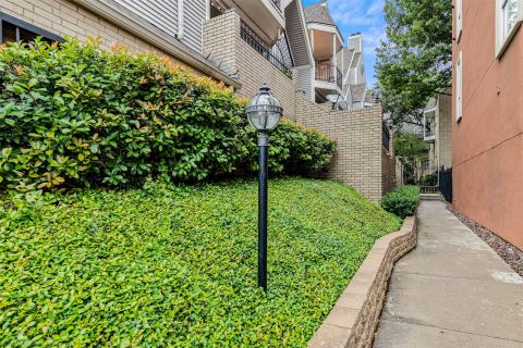 1010 Allen Street 213, Dallas, TX 75204 — photo 2