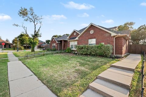 1637 Myrtle Drive, Little Elm