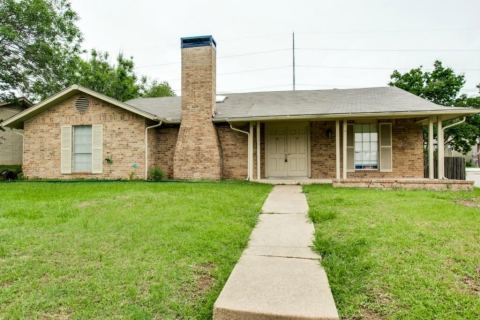 3801 Eugene Court N, Irving, TX 75062 — photo 2