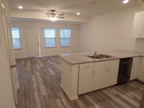 709 S 5th Street 1, Bonham, TX 75418 — photo 3