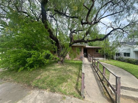 2220 Joey Drive, Waco