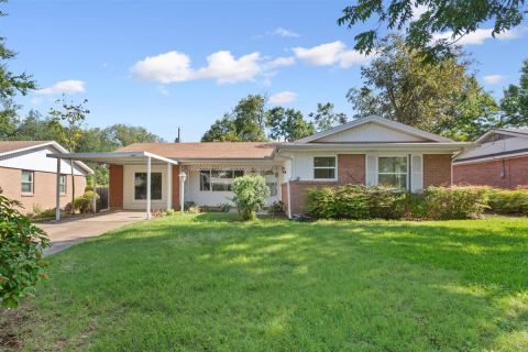 1319 Royal Oaks Drive, Waco
