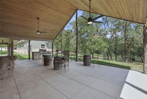 722 Three Skillet Road, Springtown, TX 76082 — photo 3