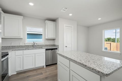4906 Fillmore Drive, Greenville, TX 75401 — photo 2