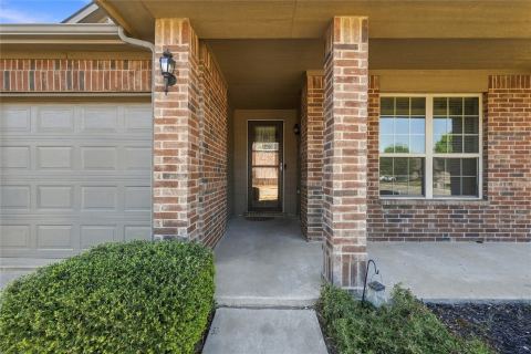 202 Belgian Street, Waxahachie, TX 75165 — photo 2