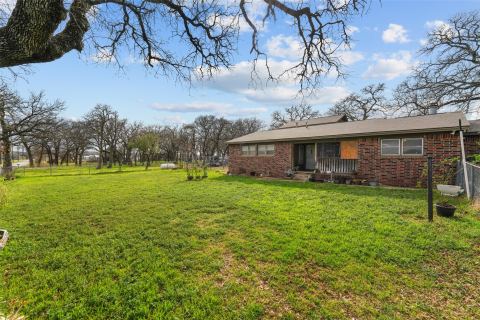 1051 Lynch Bend Road, Springtown