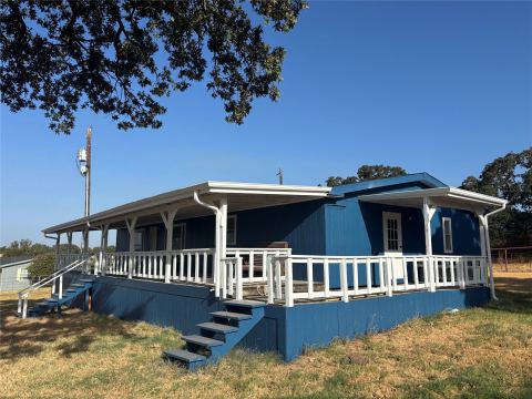 7431 Grubbs Road, Aubrey, TX 76227 — photo 2