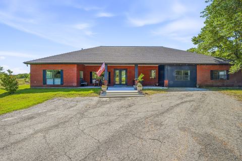 1015 County Road 134, Stephenville, TX 76401 — photo 2