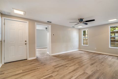 5706 Campfire Lane, Granbury, TX 76049 — photo 3