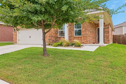5332 Northfield Drive, Fort Worth, TX 76179 — photo 2