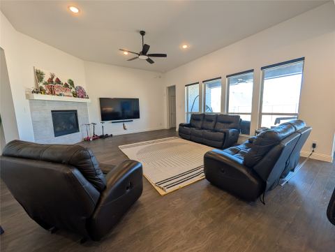 425 Sunnyridge Lane, Little Elm, TX 76227 — photo 2