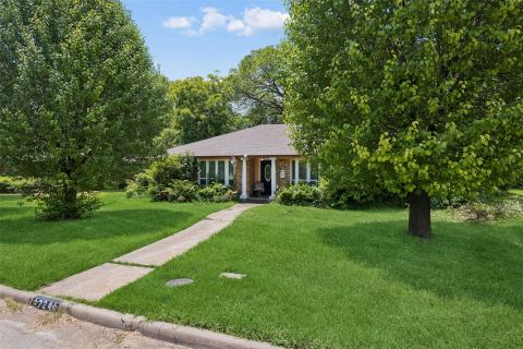 724 W Five Mile Parkway, Dallas, TX 75224 — photo 2