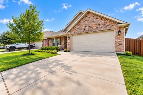 2120 Swenson Ranch Trail, Fort Worth, TX 76134 — photo 2