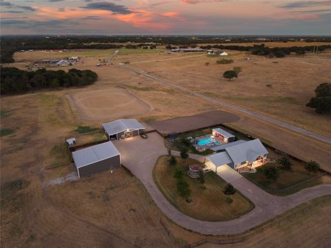 2910 County Road 386, Stephenville, TX 76401 — photo 3