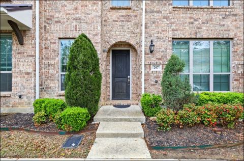 297 Scotia Street, Lewisville, TX 75056 — photo 2