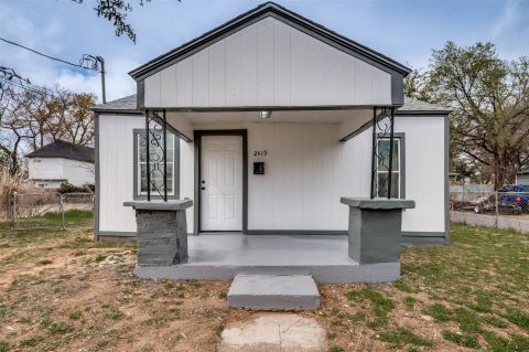2415 Bethurum Avenue, Dallas, TX 75215 — photo 2