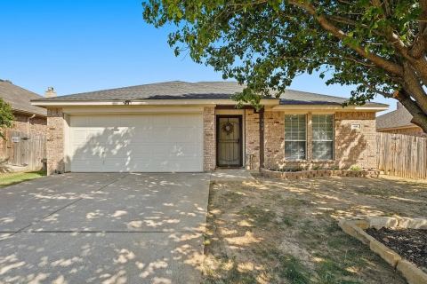 908 Crowder Drive, Crowley, TX 76036 — photo 3
