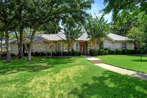 1409 Spars Court, Azle, TX 76020 — photo 2