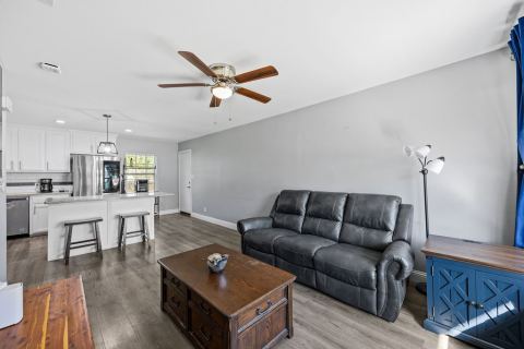 4808 S Hughes Avenue, Fort Worth, TX 76119 — photo 3