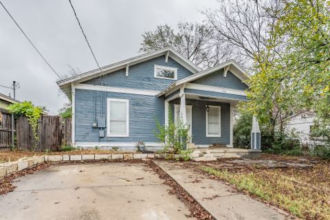 212 N Ruddell Street, Denton
