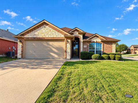 6500 Sierra Madre Drive, Fort Worth