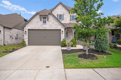 1742 Horseshoe Lane, Van Alstyne