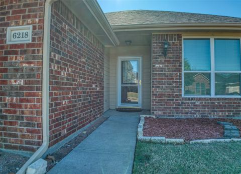 6218 Cynthia Drive, Midlothian, TX 76065 — photo 2