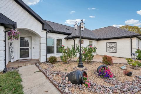 10072 Manor Way, Forney, TX 75126 — photo 3