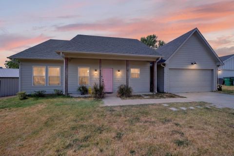 1007 Rebekah Drive, Seven Points, TX 75143 — photo 2