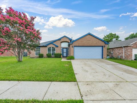 7609 Albany Lane, Arlington