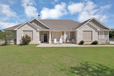 1039 Northern Oaks Court, Springtown, TX 76082 — photo 2