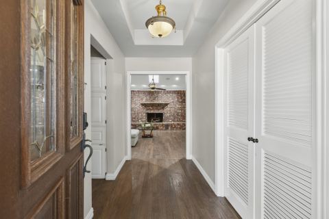 1946 Oakbluff Drive, Carrollton, TX 75007 — photo 3