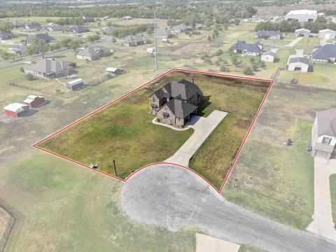 348 Magnolia Drive, Van Alstyne, TX 75495 — photo 3