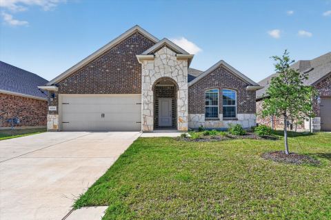 10121 High Grade Drive, Aubrey