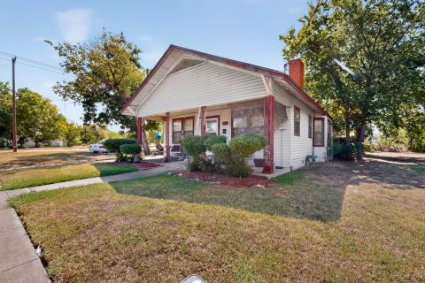 711 Mlk Boulevard, Corsicana, TX 75110 — photo 2