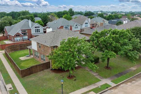 803 Cascades Drive, Allen, TX 75002 — photo 2