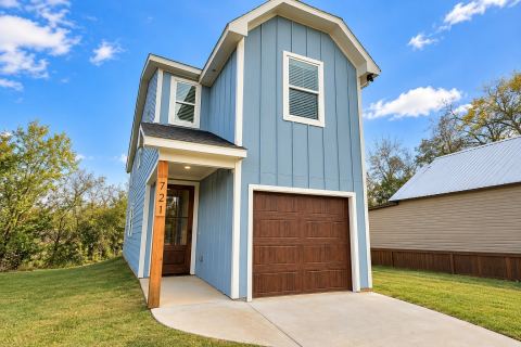 721 W Munson Street, Denison