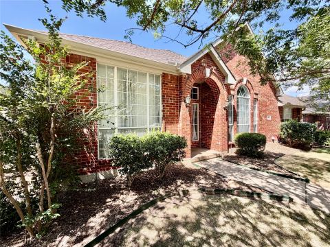 1632 Castle Pines Drive, Frisco, TX 75036 — photo 3