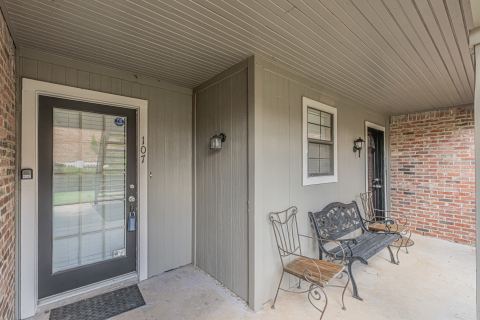 2728 Copper Creek Drive 107, Arlington