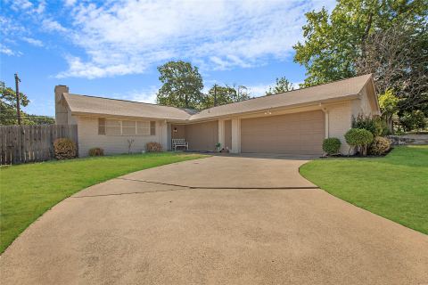 2507 Jewell Drive, Arlington