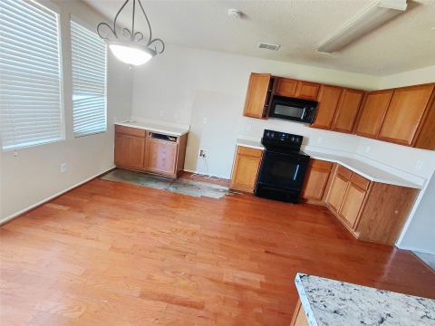 2123 W Grove Lane, Grand Prairie, TX 75052 — photo 2