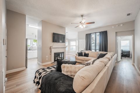 9948 Pack Saddle Trail, Fort Worth, TX 76108 — photo 3