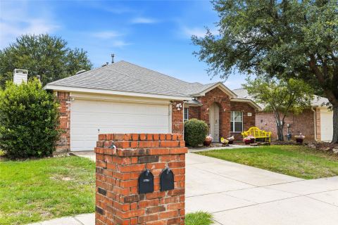 1320 Cattle Crossing Drive, Fort Worth, TX 76131 — photo 3