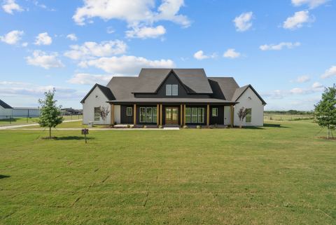 1015 Pilgrim Trail, Weatherford, TX 76088 — photo 2