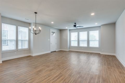 9521 Thorncrown Lane, Fort Worth, TX 76179 — photo 2