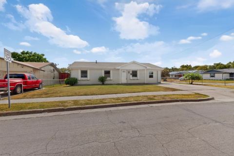 3204 Pacesetter Drive, Dallas, TX 75241 — photo 2